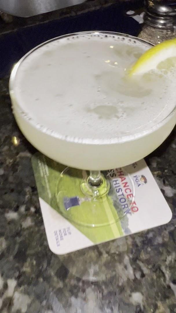 THE SOCIAL bar & pizza